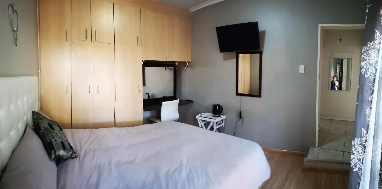 *** Guest house Twinnpalms Accommodation Cape Town South Africa
