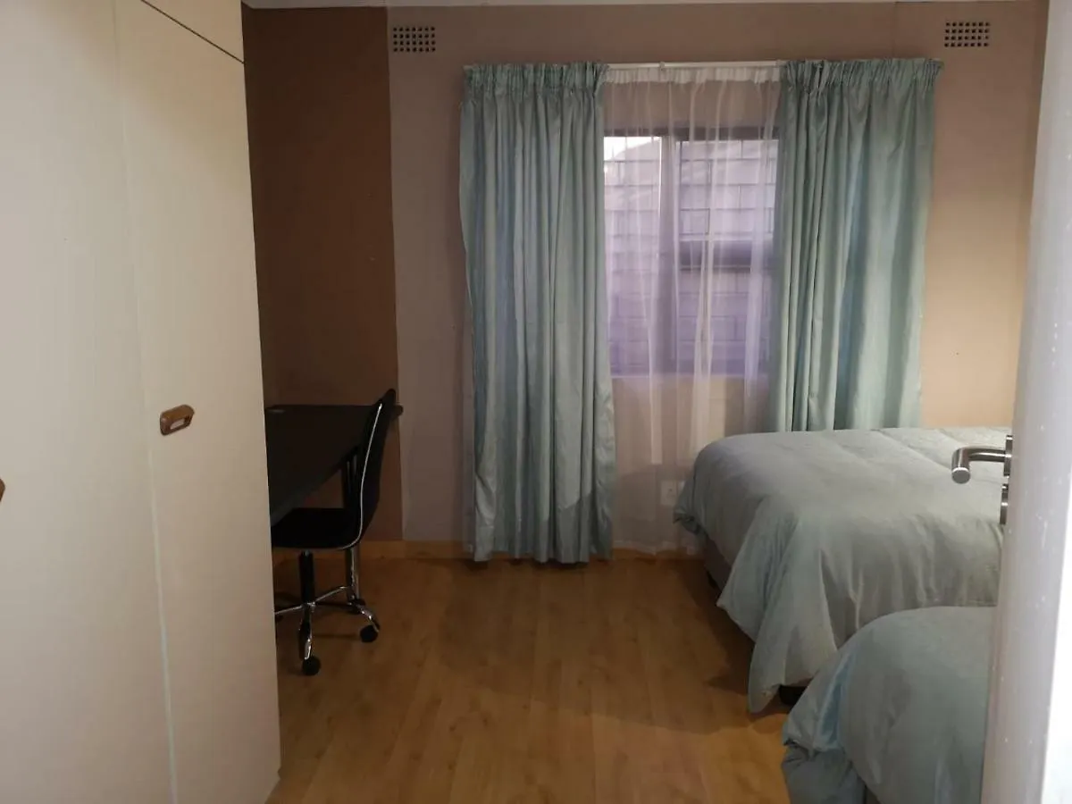 Guest house Twinnpalms Accommodation Cape Town